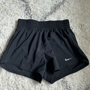 Nike Black Athletic Shorts Lightweight Moisture-Wicking